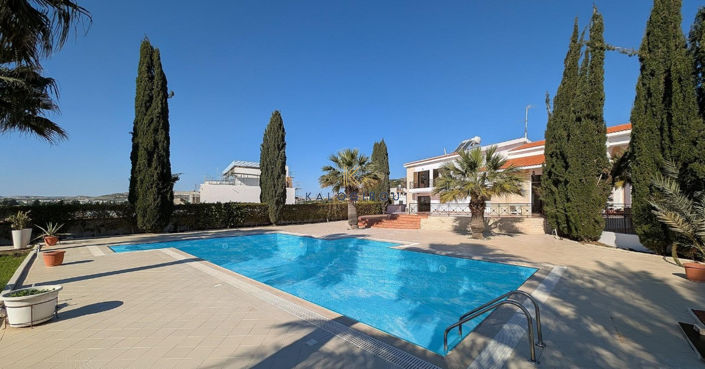 Image No.31-7 Bed House for sale