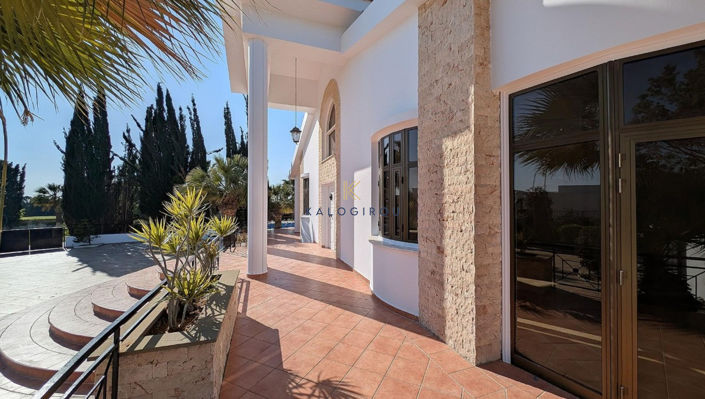 Image No.5-7 Bed House for sale