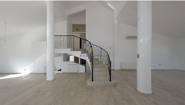 Image No.6-7 Bed House for sale