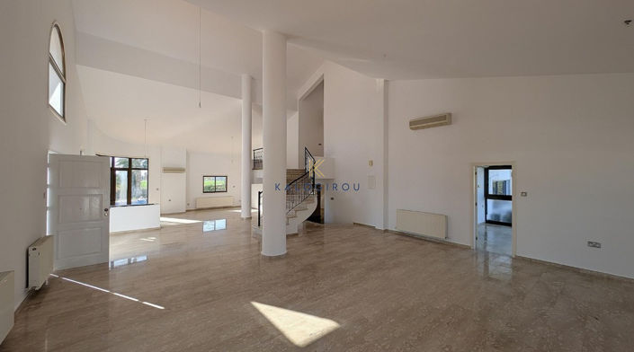 Image No.7-7 Bed House for sale