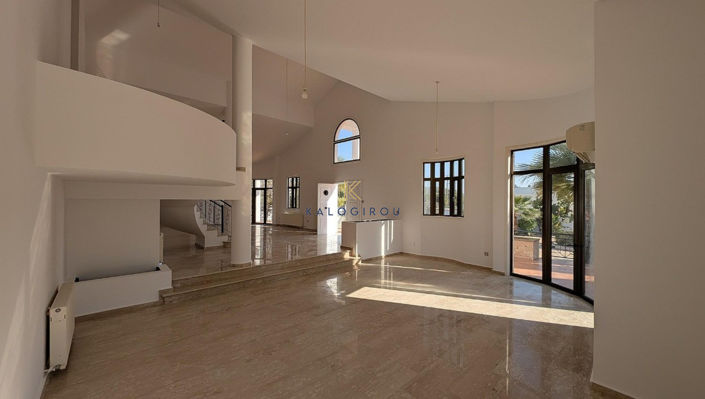 Image No.9-7 Bed House for sale