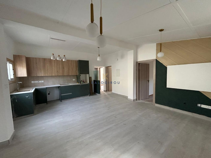 Image No.2-4 Bed House for sale