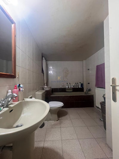 Image No.13-7 Bed House for sale