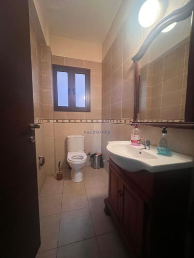 Image No.23-7 Bed House for sale