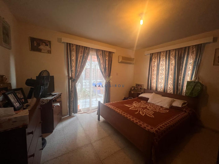 Image No.4-7 Bed House for sale