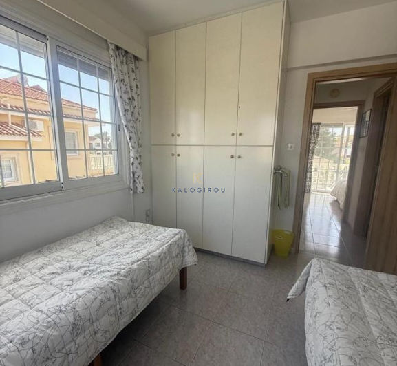 Image No.13-2 Bed House for sale