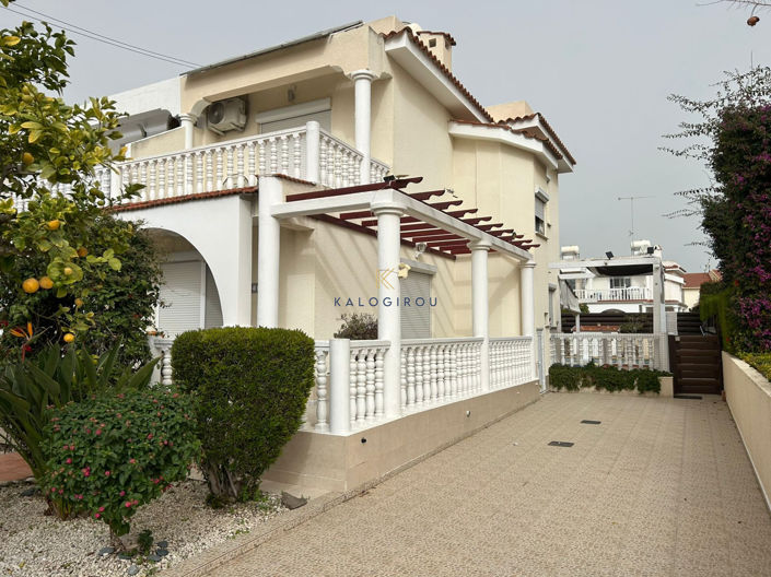 Image No.23-2 Bed House for sale