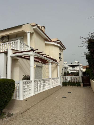 Image No.26-2 Bed House for sale