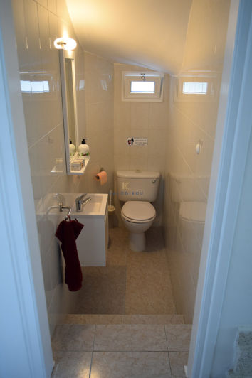 Image No.7-2 Bed House for sale