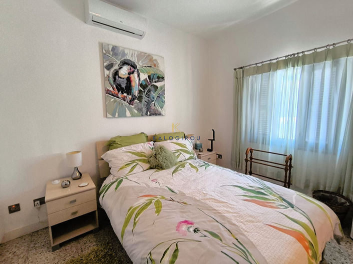 Image No.10-2 Bed Bungalow for sale