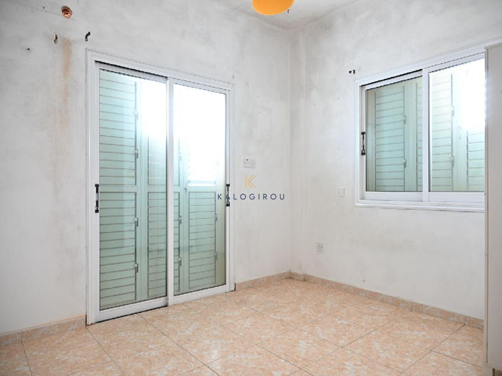 Image No.6-2 Bed House for sale