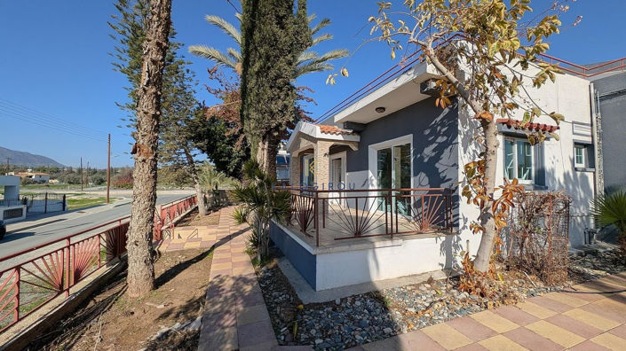 Image No.21-3 Bed House for sale