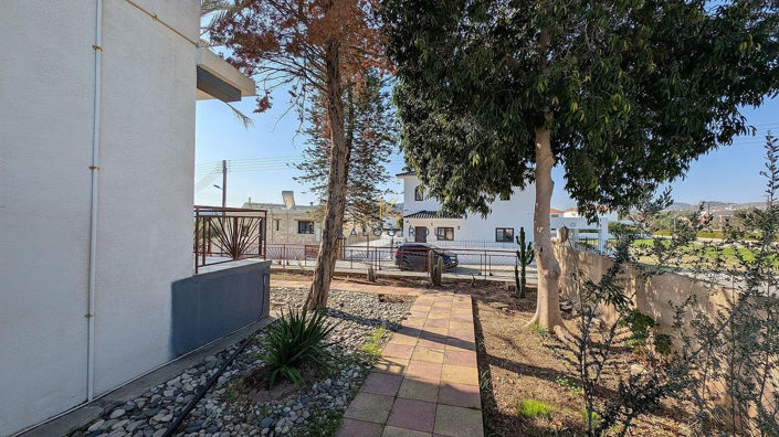 Image No.23-3 Bed House for sale