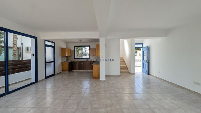 Image No.6-3 Bed House for sale