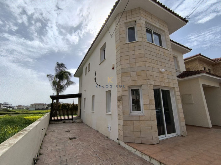 Image No.3-Maison de 4 chambres à vendre à Larnaca