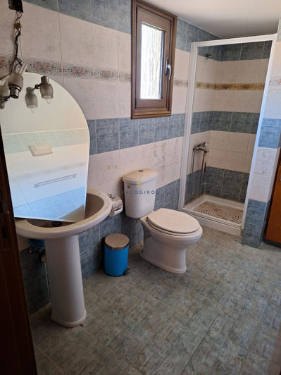 Image No.26-4 Bed House for sale