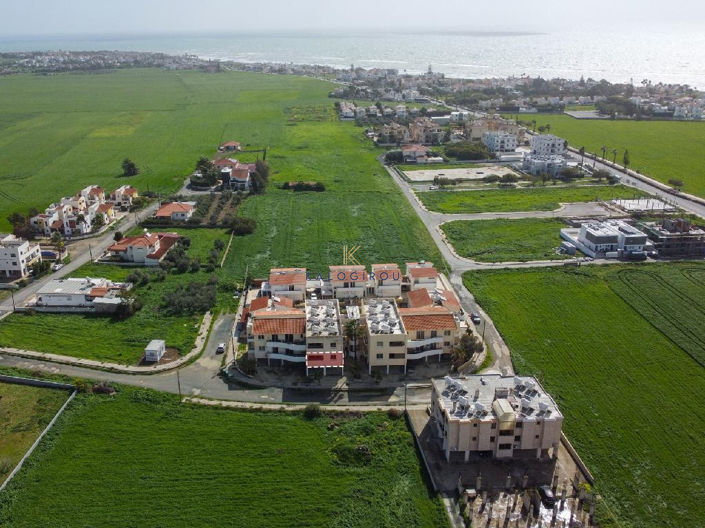 Image No.12-2 Bed Apartment for sale