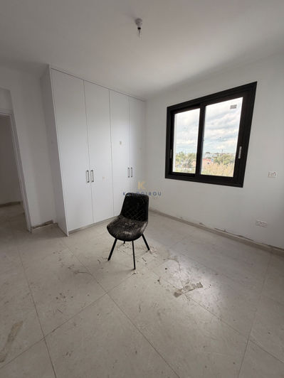 Image No.12-4 Bed House for sale