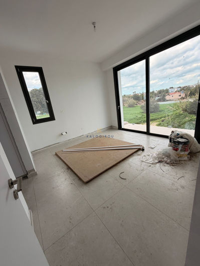 Image No.14-4 Bed House for sale