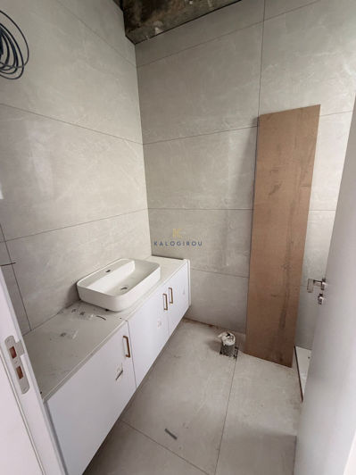 Image No.18-4 Bed House for sale