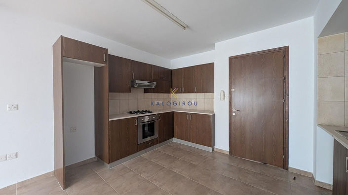 Image No.27-8 Bed Property for sale