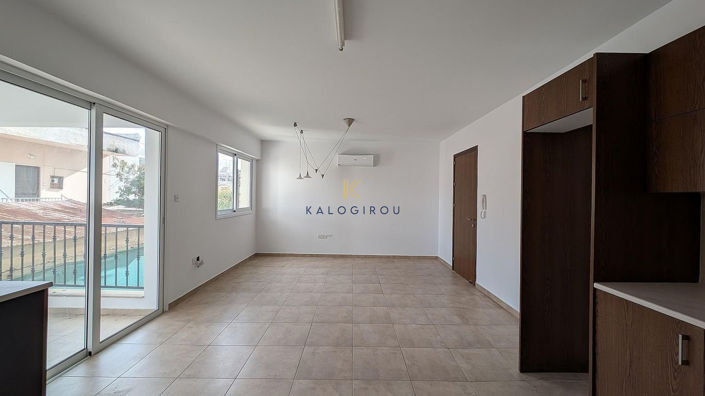 Image No.4-8 Bed Property for sale