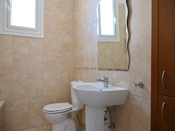 Image No.6-Appartement de 2 chambres à vendre à Kamares