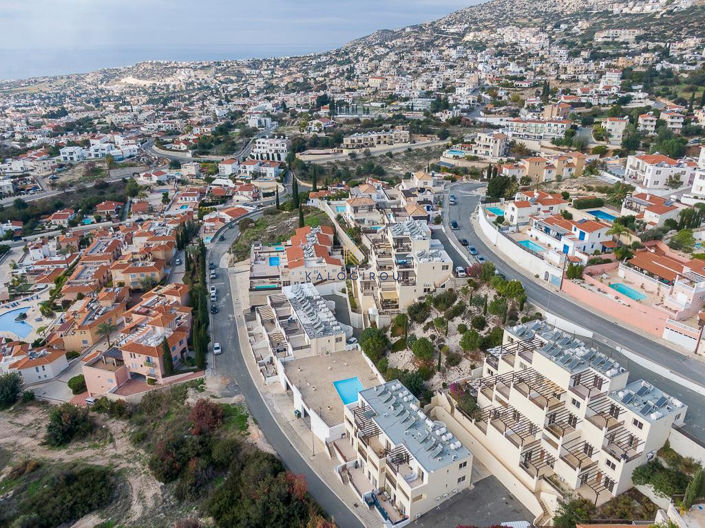 Image No.10-1 Bed Apartment for sale