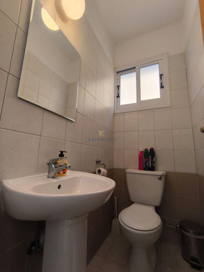 Image No.18-3 Bed House for sale