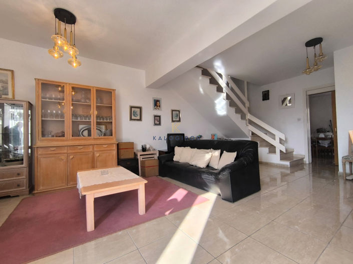 Image No.3-3 Bed House for sale