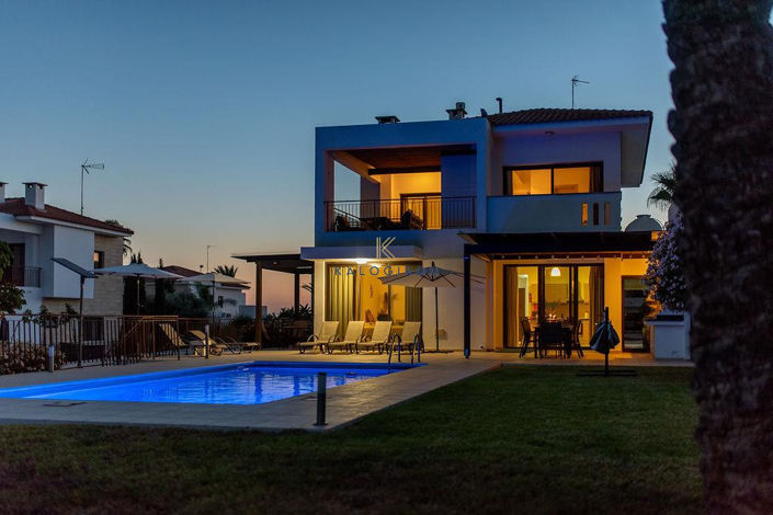 Image No.12-4 Bed House for sale