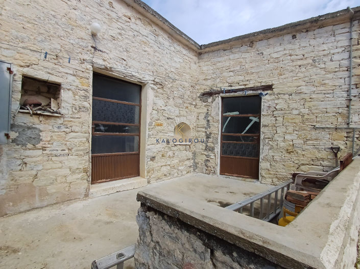 Image No.11-3 Bed House for sale