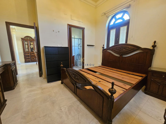 Image No.18-4 Bed House for sale