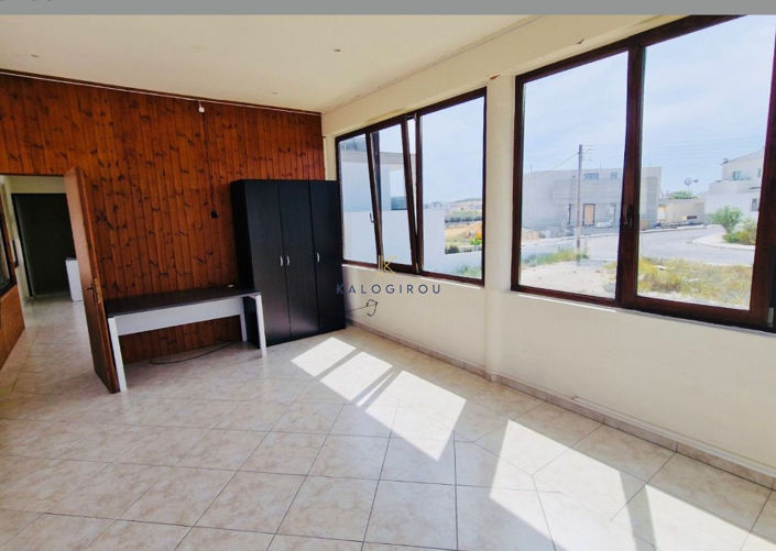 Image No.26-4 Bed House for sale