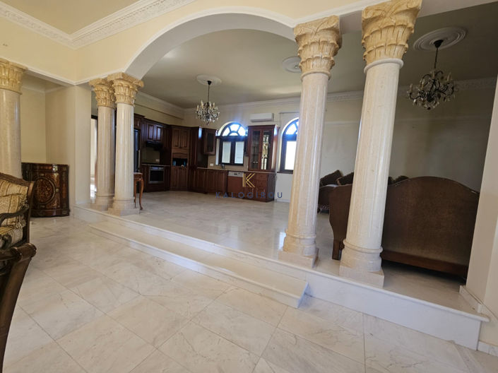 Image No.4-4 Bed House for sale