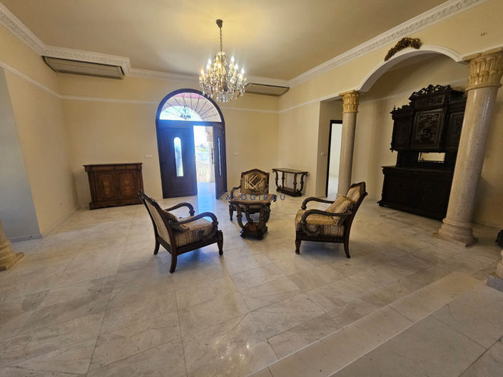 Image No.7-4 Bed House for sale