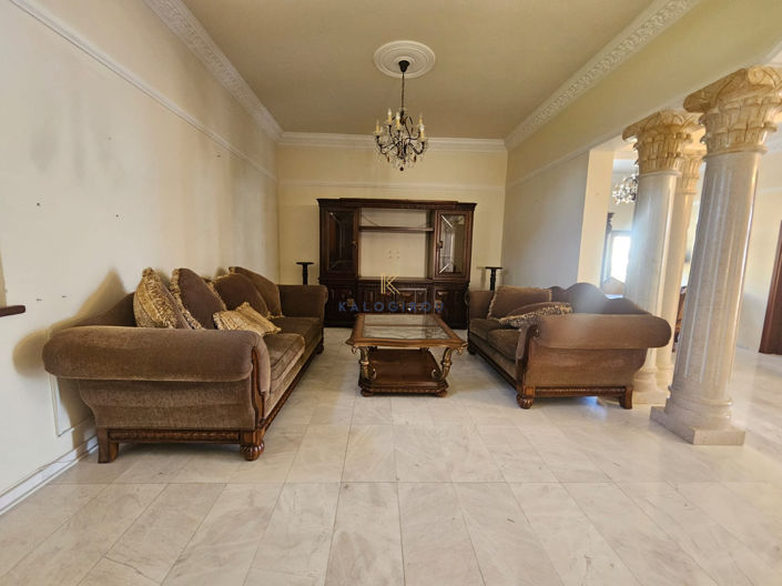 Image No.9-4 Bed House for sale