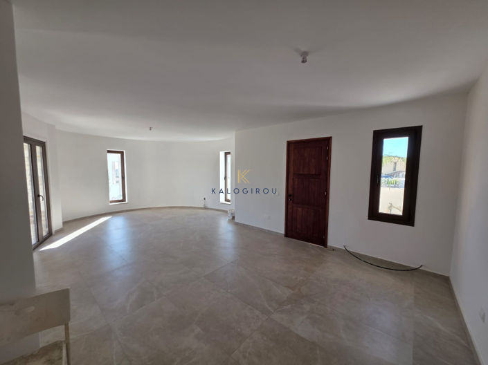 Image No.2-3 Bed House for sale