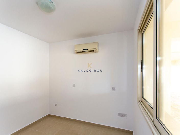 Image No.8-Appartement de 2 chambres à vendre à Peyia