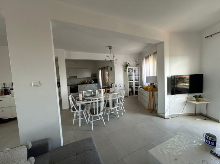 Image No.2-Appartement de 3 chambres à vendre à Larnaca