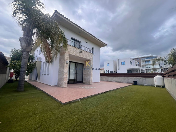 Image No.28-Maison de 4 chambres à vendre à Larnaca