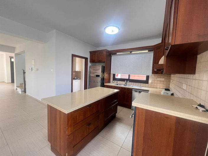 Image No.8-Maison de 4 chambres à vendre à Larnaca