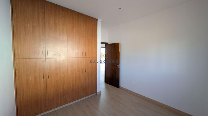 Image No.25-4 Bed House for sale