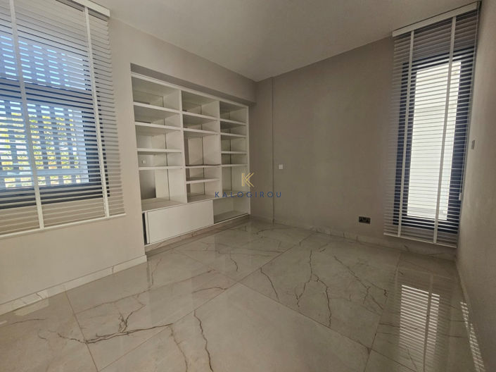 Image No.10-5 Bed House for sale
