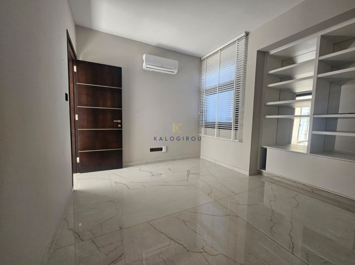 Image No.11-Maison de 5 chambres à vendre à Dekeleia