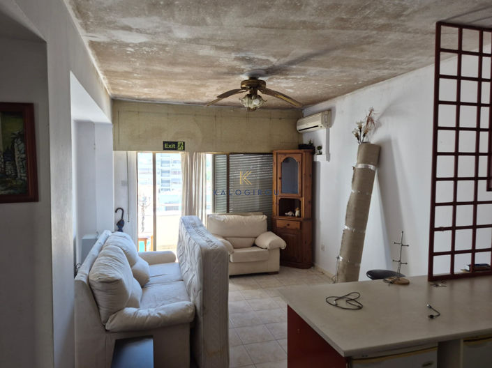 Image No.2-Appartement de 2 chambres à vendre à Faneromeni