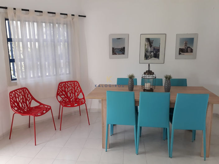 Image No.5-5 Bed House for sale