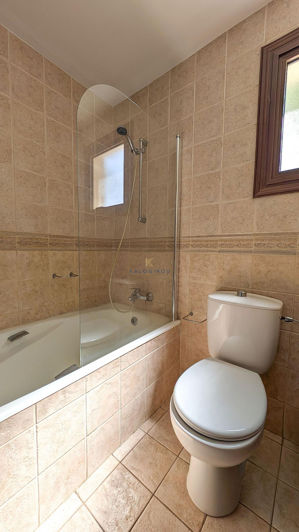 Image No.27-3 Bed House for sale