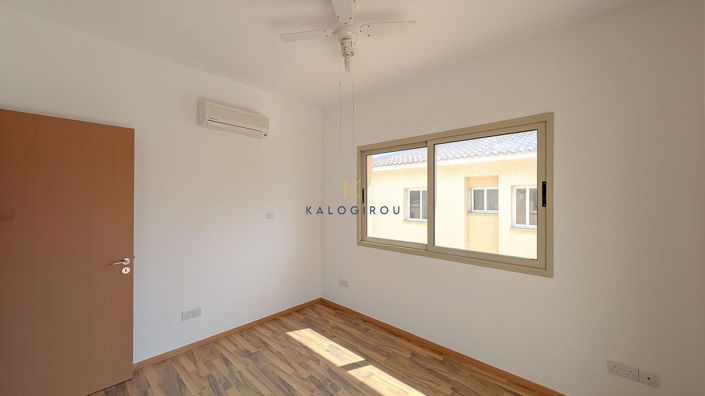Image No.14-3 Bed House for sale