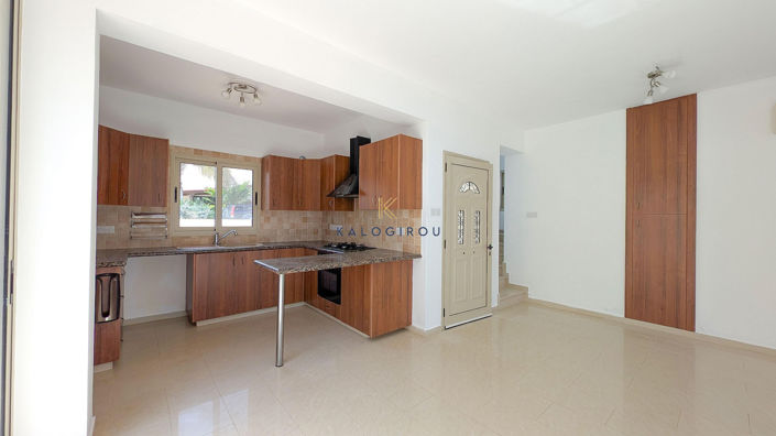 Image No.15-3 Bed House for sale